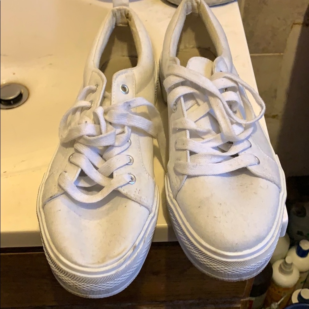 Divided shoes